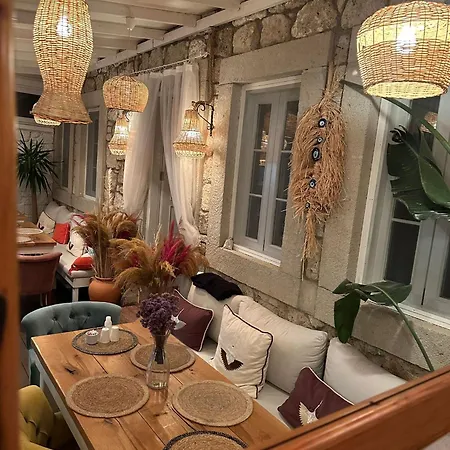 Hera Alacati Ξενοδοχείο *