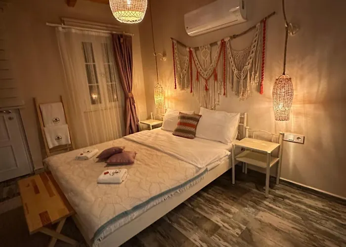 מלון Hera Alacati *