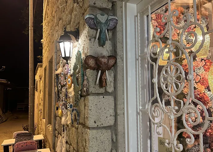 Hera Alacati מלון *